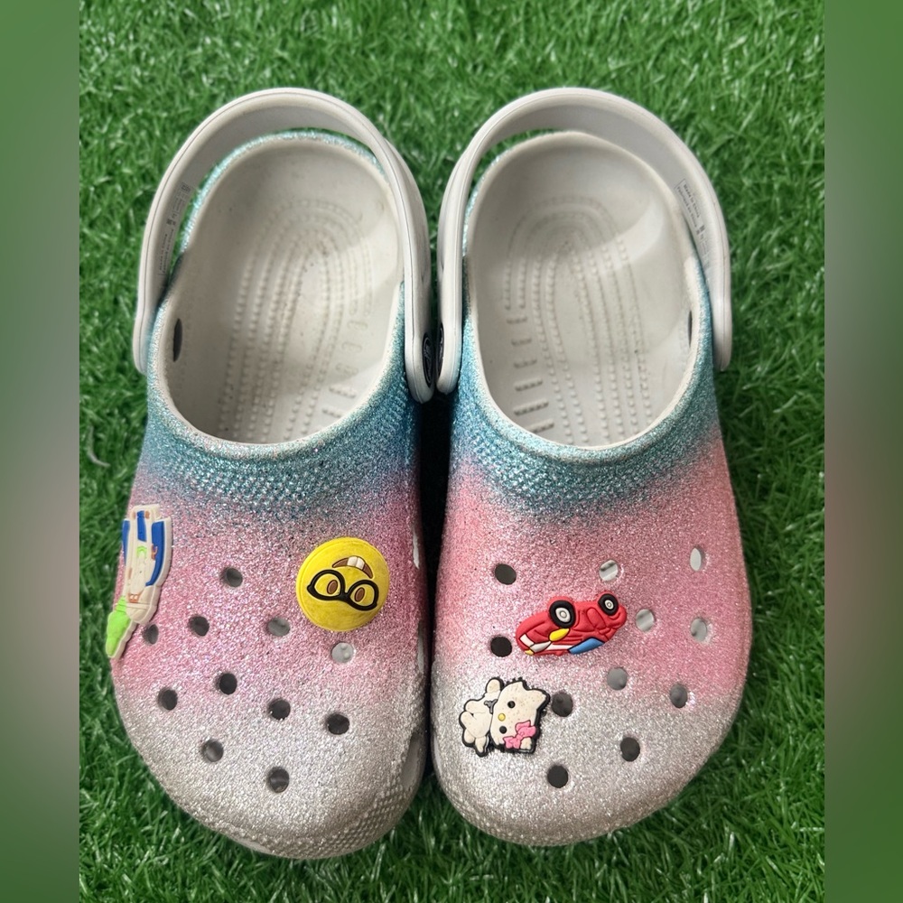 Crocs‎ Kids Gradient Clogs with Fun Charms Size J2